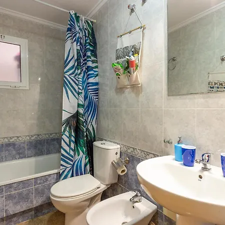 Lovely In With Swimming Pool Appartamento